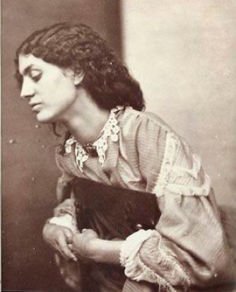 photo-of-jane-burden-morris-1858